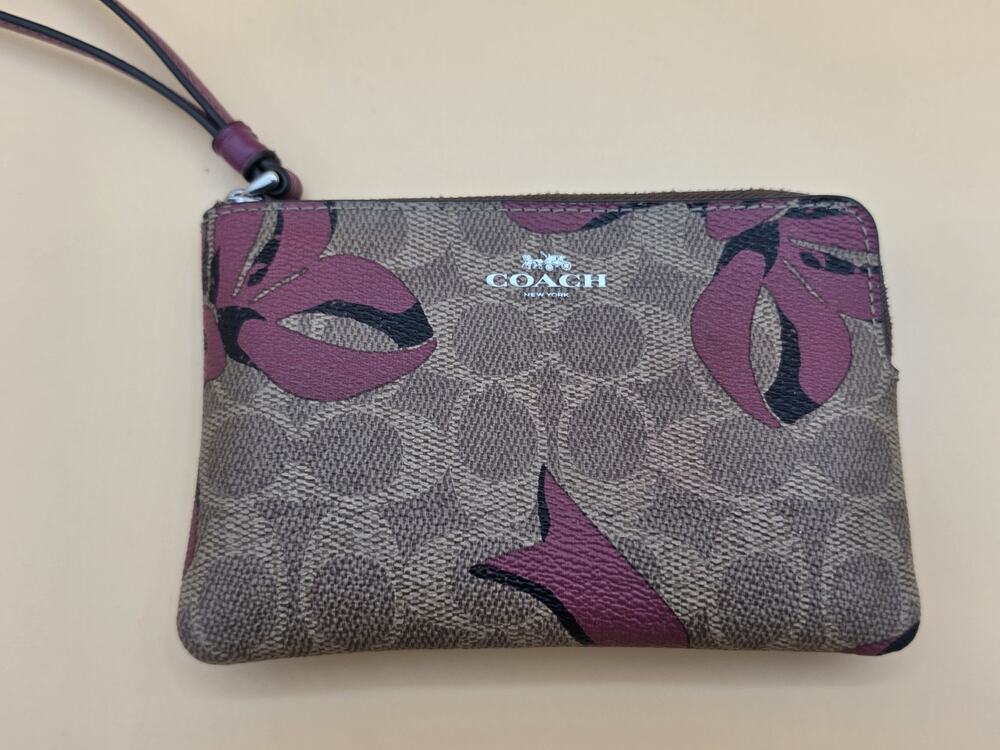 Coach Signature C Floral Wristlet Pink Bows Khaki Canvas Zip Pouch NWOT